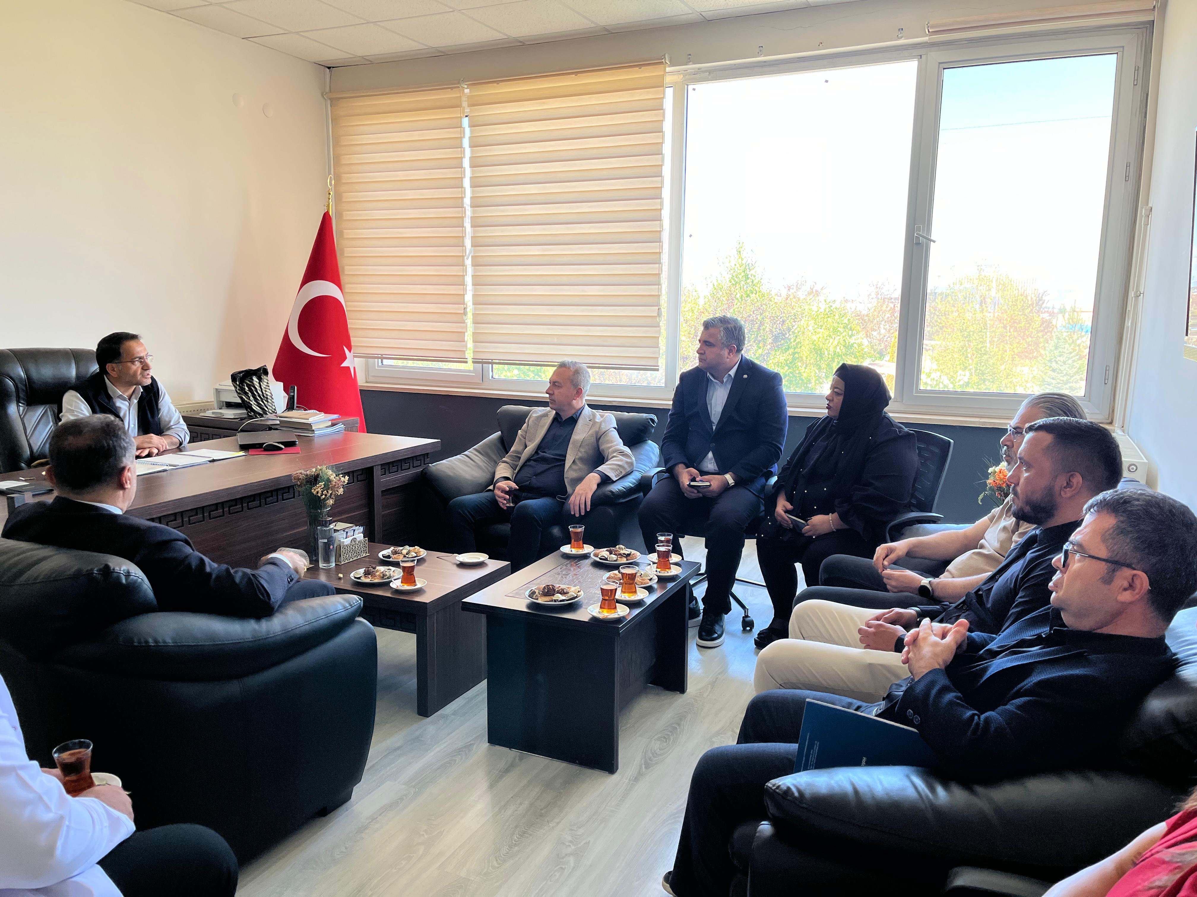 Sivas Belediye Başkanı Dr. Adem Uzun ve ÖZBELSAN Genel Müdürü Yunus Kantardan Teknokent Ziyareti