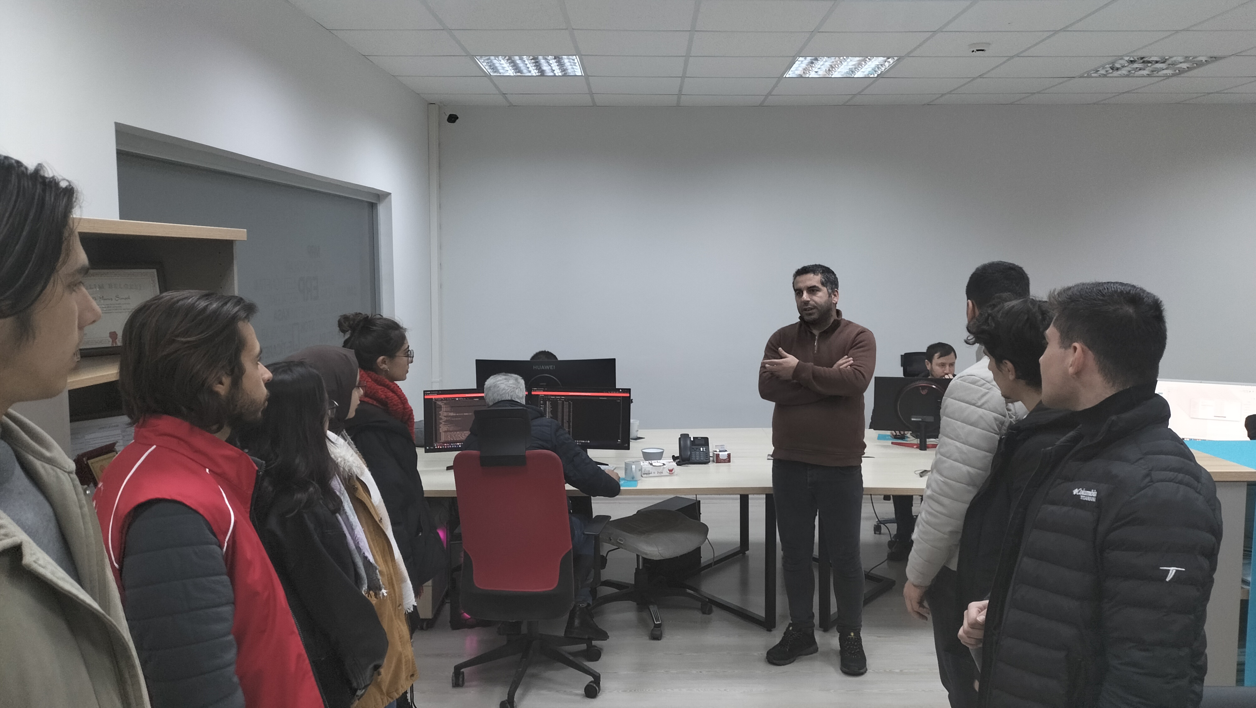 Sivas Cumhuriyet Üniversitesi Genç Ofis öğrencileri Cumhuriyet Teknokent’i ziyaret etti