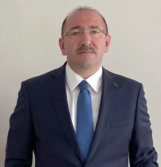 Yönetim Kurulu Üyesi