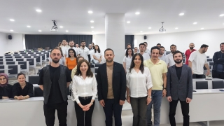 Sağlıkta Yapay Zekâ ve Diş Hekimliğinde Yapay Zekâ Uygulamaları Etkinliği, Sivas Cumhuriyet Üniversitesi Diş Hekimliği Fakültesinde Gerçekleştirildi