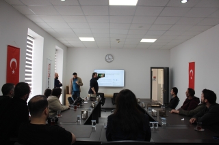 Avrupa Birliği proje fırsatları ile yeni nesil akıllı sensör teknolojilerinin ele alındığı seminer akademisyenler, öğrenciler ve girişimcilerin katılımı ile gerçekleştirildi.