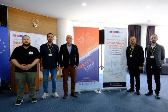 SMART STEPS Projesi Sivas’ta Gençlik Çalışanlarını Buluşturdu