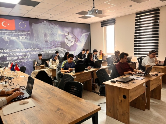 Oyun Geliştirme Programı’nda Eğitimler Devam Ediyor!