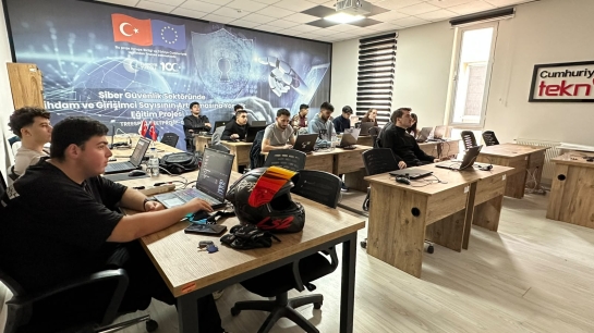 Oyun Geliştirme Programı’nda Eğitimler Devam Ediyor!