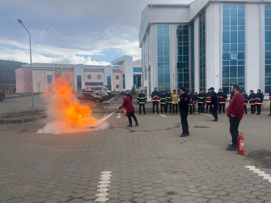 Yangın Söndürme ve Yangın Tatbikatı Eğitimimizi Gerçekleştirdik